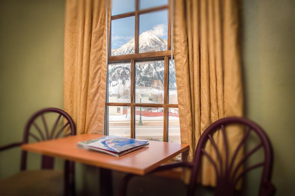 Old Town Inn Crested Butte Bagian luar foto