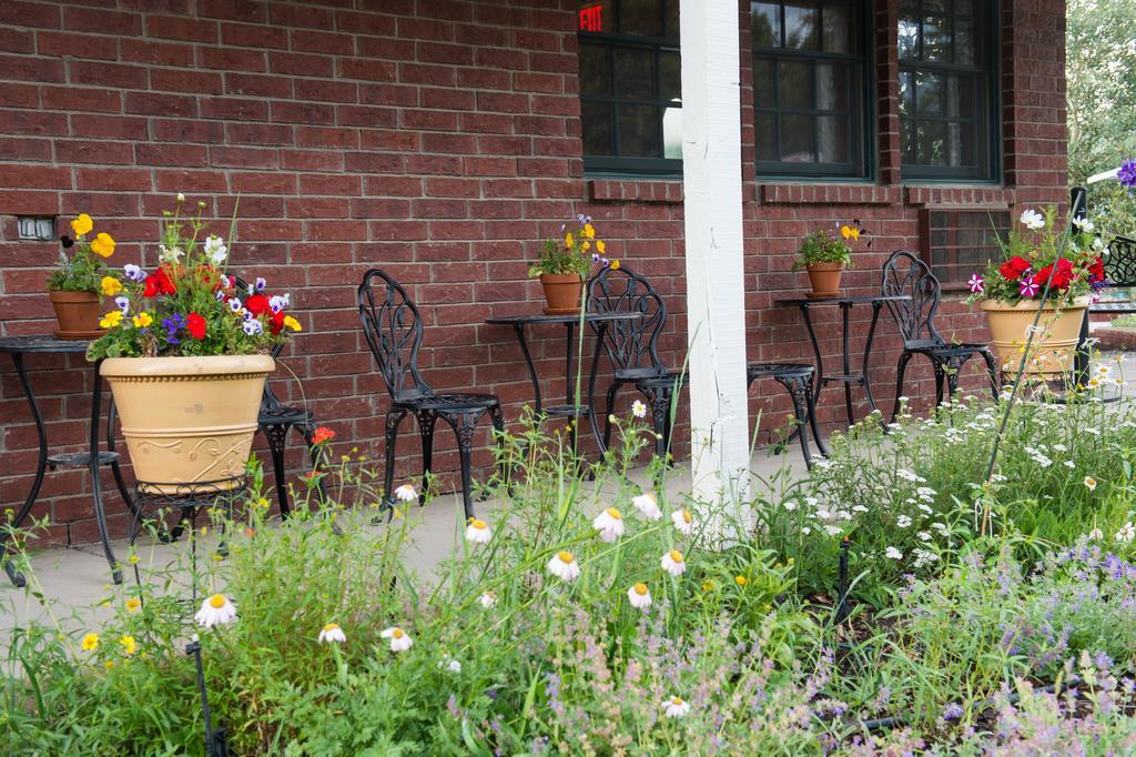 Old Town Inn Crested Butte Bagian luar foto